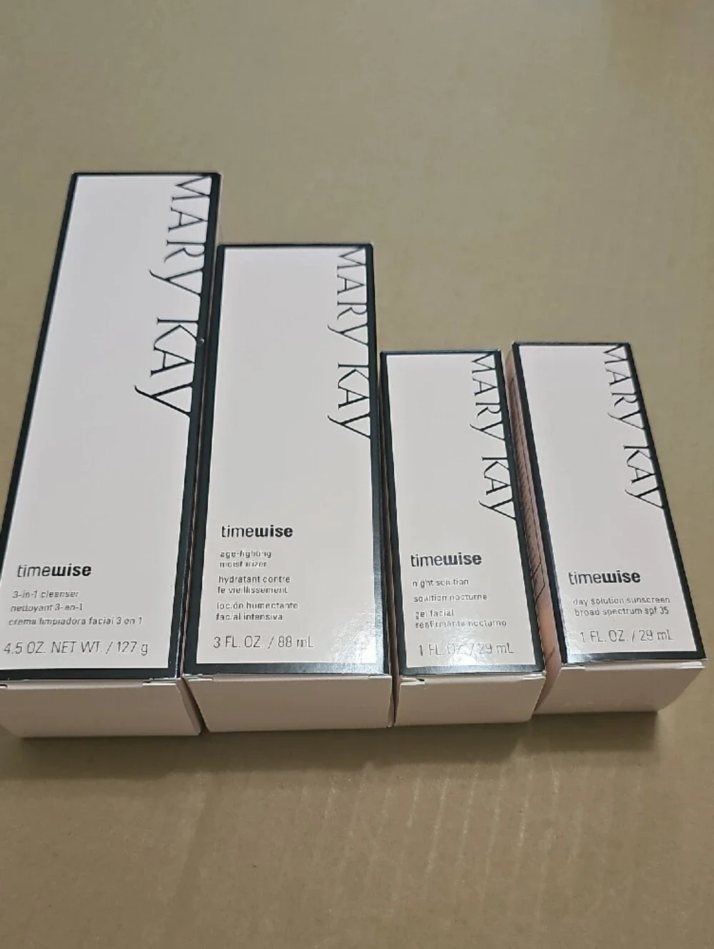 Mary Kay TimeWise Set - Pink and White Packaging